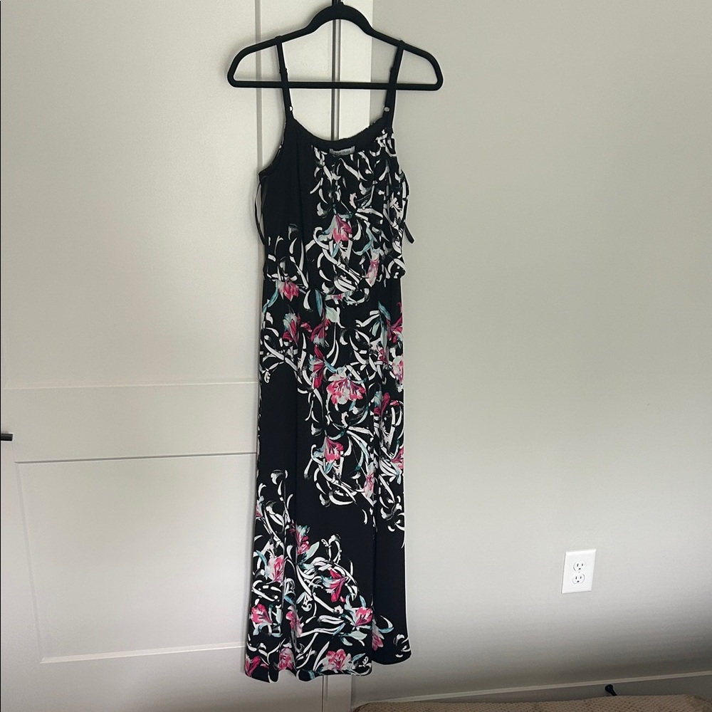 Chic Black and Pink Floral Maxi Dress
